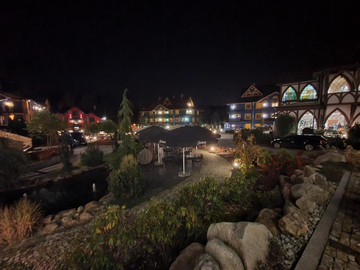 Viking Valley: Two-story Norwegian Retreat With Dual Balconies And Wellness Access